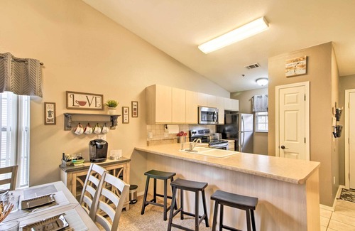 Table Rock Condo | Charming Condo w/Balcony, Near Branson Strip