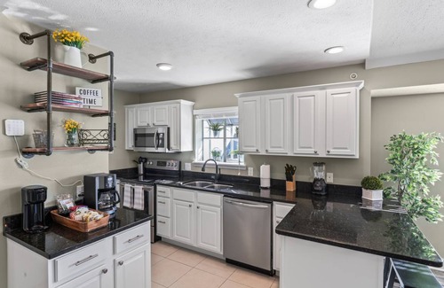 Branson West Condo | Condo ∙ 2 bedrooms ∙ 8 guests