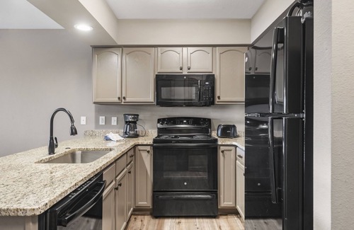 Indian Point Apartment | Deluxe Lake Condo with Lock-off Access Studio - Indian Point (U1105AB)