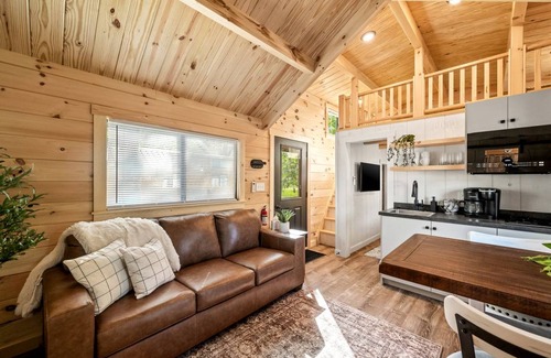 Bull Creek House | House ∙ 3 bedrooms ∙ 6 guests
