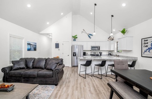 Lampe House | House ∙ 4 bedrooms ∙ 9 guests