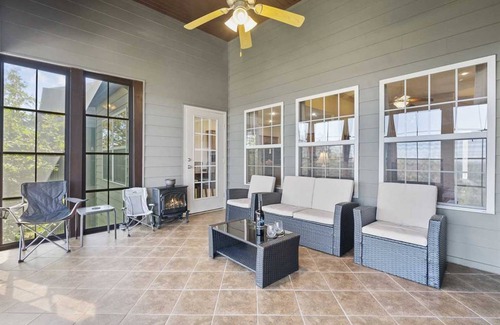 Branson West House | House ∙ 5 bedrooms ∙ 15 guests
