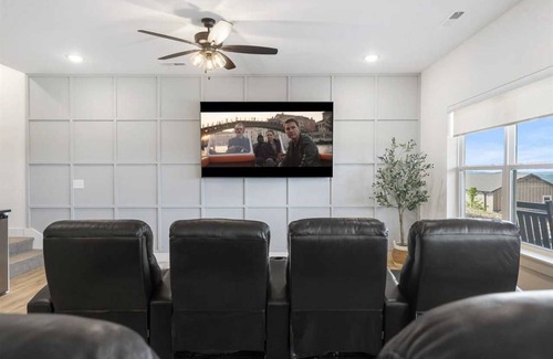 Kimberling City House | House ∙ 9 bedrooms ∙ 30 guests
