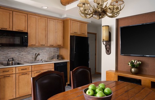 Table Rock Apartment | Hyatt Vacation Club at The Lodges at Timber Ridge, Branson