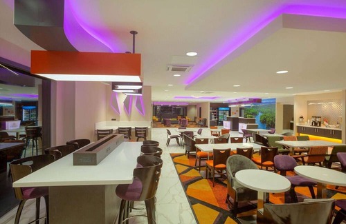 Branson Theater District Hotel | La Quinta Inn & Suites by Wyndham Branson