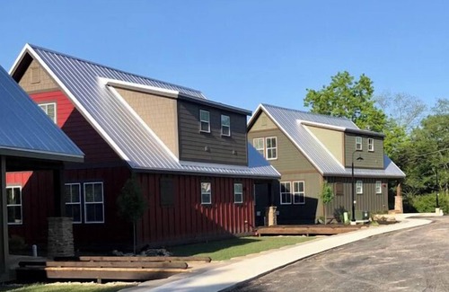 Kimberling City Cabin | Lakeside, Table Rock Lake views, Family Getaway
