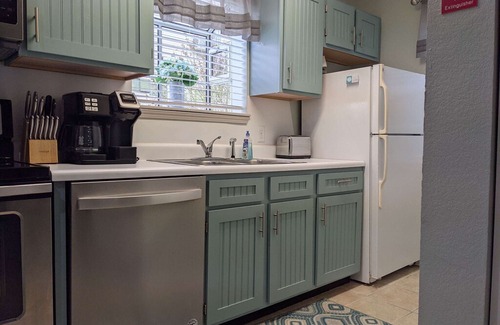 Indian Point Condo | Lantern Bay☀️LAKE ESCAPE☀️STEPS FROM SDC