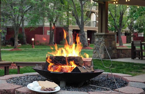 Branson Theater District Condo | Marriott's Willow Ridge Lodge | Two 2BR/2BA Villas