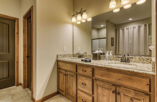 Hollister House | Private Deck & Patio with Hot Tub /ALL King Beds /Zero Entry Pool