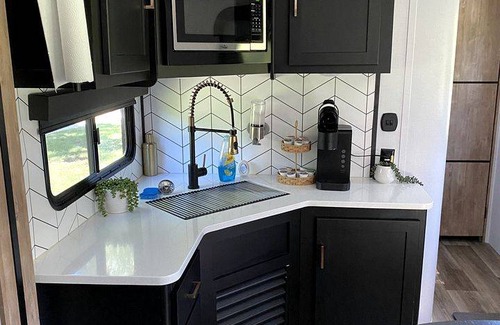 Bull Creek RV Rental | Recreational vehicle (RV) ∙ 1 bedroom ∙ 3 guests