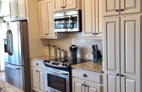 Indian Point Cabin | Rockwood Lodge: Lakeview & Boat Slip Included! 2Pools June-Aug