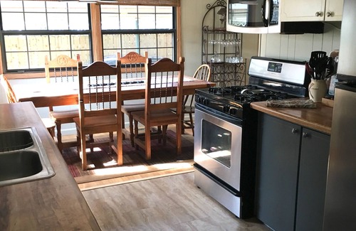 Hollister Cabin | Secluded Cabin + Guest House with *Private Dock' at West End of Lake Taneycomo