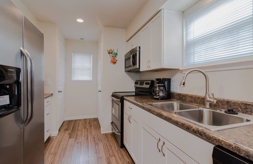 Branson Condo | Something new for you ! Water fall and massage chair .Lake, golf course view.