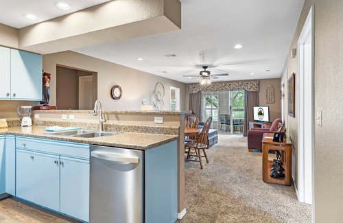 Branson Condo | Spacious 4 Bedroom, 4 Bathroom Golf Condo with Jetted Tub & Sunroom-Golf & Ticket Discounts