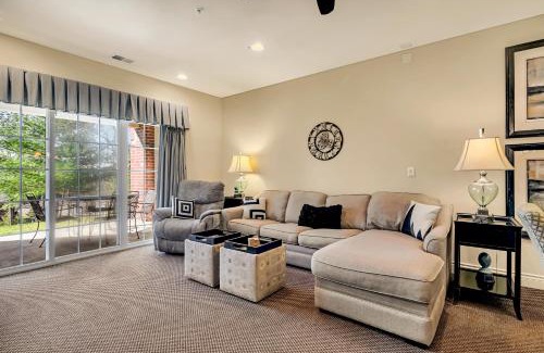Branson Apartment | Stayin Classy Condo