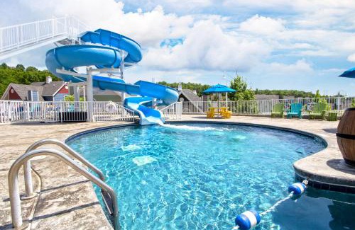 Branson Resort | Stormy Point Village Lakeside