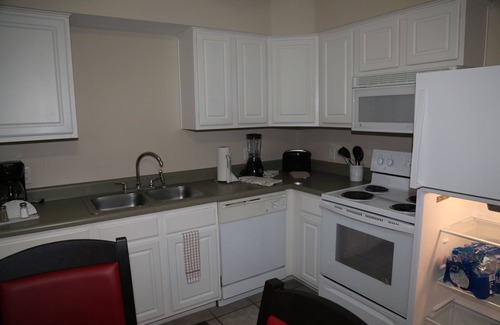 Branson Condo | Surrey Grand Crowne next to golf course in Branson MO. Enjoy!