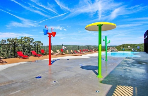 Indian Point Condo | Upscale Condo closest to SILVER DOLLAR CITY, TABLE ROCK LAKE & BRANSON GOLF