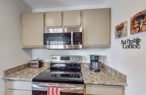 Branson Condo | Walk-In Level - Newly Updated - Awesome View - Center Of Town