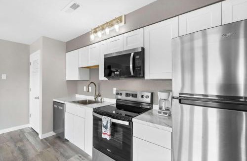 Indian Point House | Waterview Oasis - Stay for 4