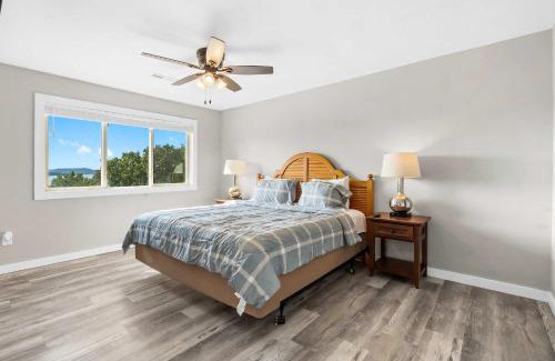 Indian Point House | Waterview Oasis - Stay for 4