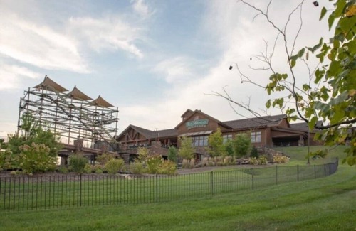 Big Cedars Apartment | Wilderness Club Big Cedar STUDIO! Valentine's weekends & Easter week! n