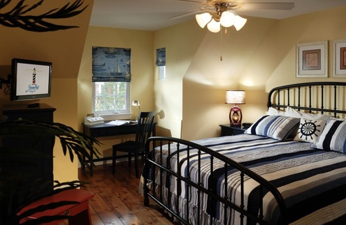 Branson Cabin | You will LOVE Thanksgiving and Family at Stormy Point Village in Branson, MO