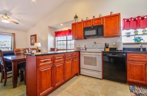 Indian Point Condo | 03-6 The Aerie Closest development to Silver Dollar City, Indoor/Outdoor Pool, I