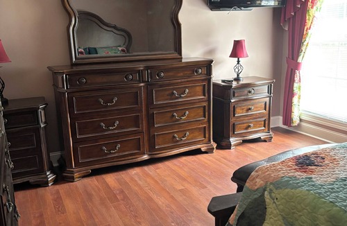 Sampson County Apartment | 1-bedroom apartment in Roseboro with AC, laundry room an all utilities included