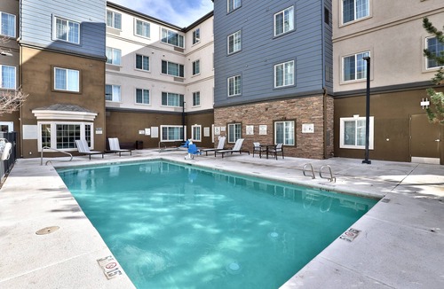 Albuquerque Condo | 1 Bedroom | Free Breakfast + Outdoor Pool