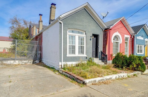 East Market District House | 1 Mi to Dtwn: Louisville Home w/Deck & Fire Pit!