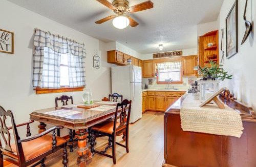 Mountain View House | 1 Mi to Dtwn Mountain View: Home w/Deck