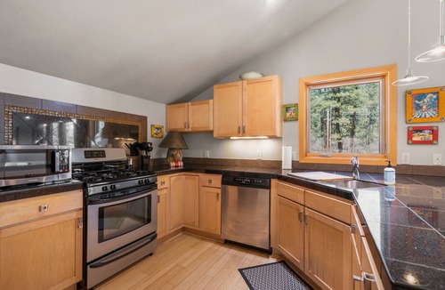 Edgemont Ranch Apartment | 10 Minutes To Downtown, Pet Friendly, Cozy Studio!