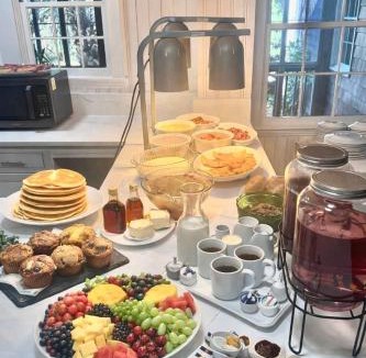 Ocracoke Bed & Breakfast | 10-Surf Suite at The Castle Inn