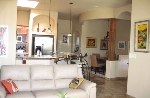 Las Cruces House | 10 yr. old single story 1505sf. 2 bedroom home overlooking Organ Mtns