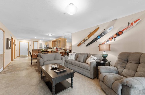 Hollister Condo | 100 m² Condo ∙ 2 bedrooms ∙ 5 guests