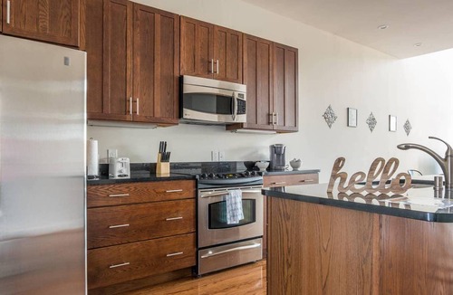 East Market District Apartment | 100 m² Apartment ∙ 2 bedrooms ∙ 4 guests
