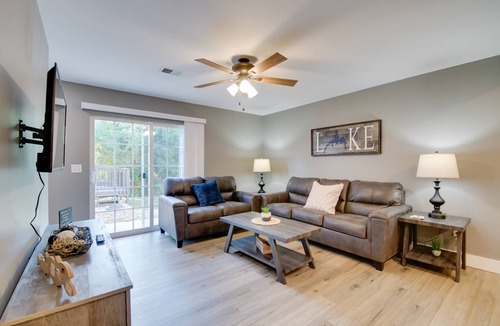 Kimberling City Apartment | 102 m² Apartment ∙ 2 bedrooms ∙ 8 guests