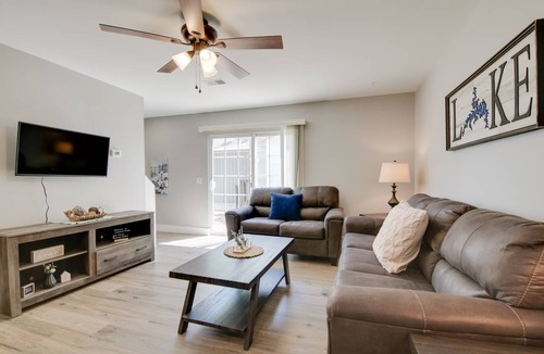 Kimberling City Apartment | 102 m² Apartment ∙ 2 bedrooms ∙ 8 guests