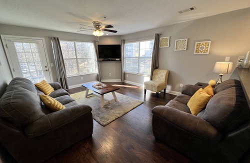 Table Rock Condo | 102 m² Condo ∙ 2 bedrooms ∙ 6 guests