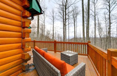 Whittier House | 11 Mi to Great Smoky Mountains NP: Modern Cabin