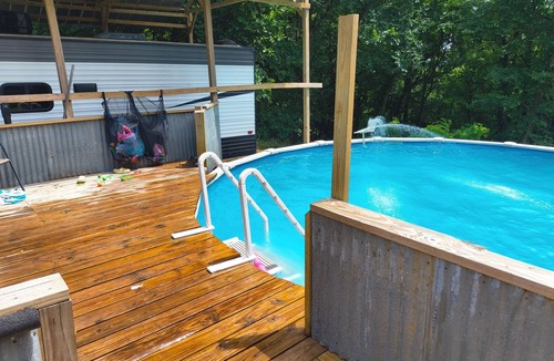 Langley House | 12:21 r.v. private lot swim at own risk pool!