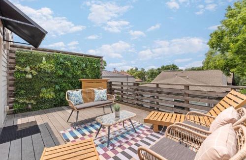 Hillsboro Village House | 12 South Home WALK to Belmont with Deck and Patio