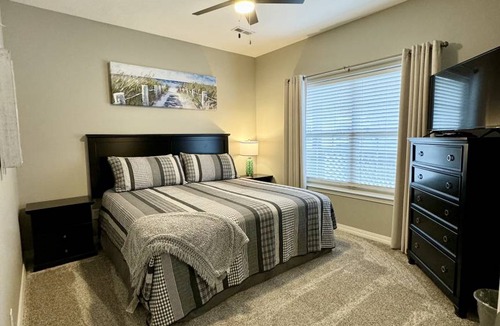 Hollister Condo | 130 m² Condo ∙ 3 bedrooms ∙ 8 guests