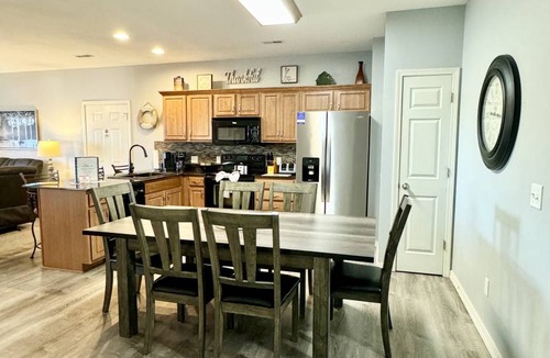 Hollister Condo | 130 m² Condo ∙ 3 bedrooms ∙ 8 guests