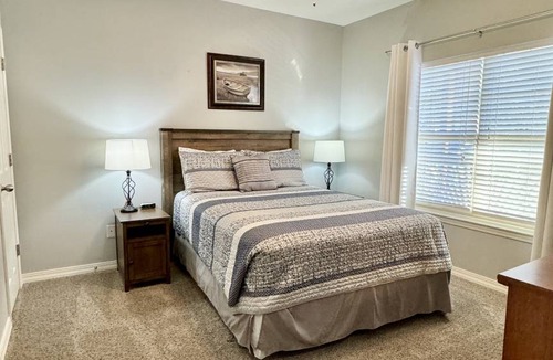 Hollister Condo | 130 m² Condo ∙ 3 bedrooms ∙ 8 guests
