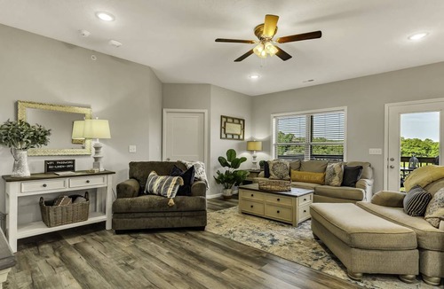 Branson West Condo | 143 m² Condo ∙ 3 bedrooms ∙ 10 guests