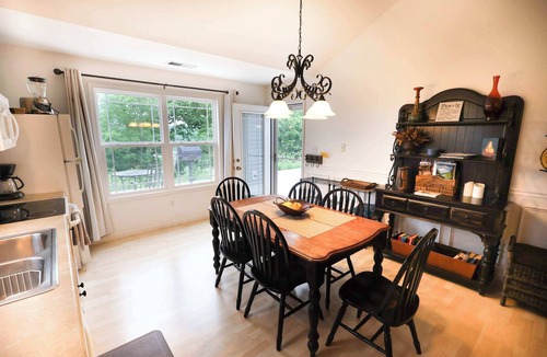Taylorsville House | #18 Kentucky Sunrise - Lakefront Home with spacuios patio and Hot Tub