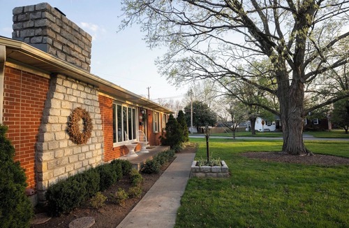Klondike House | 1960s Retro Time Capsule - Immersive Authentic Midcentury Vintage Era Escape