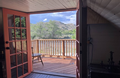 Cerrillos House | 19th Century casita & historical little town for the whole family! -sleeps 6